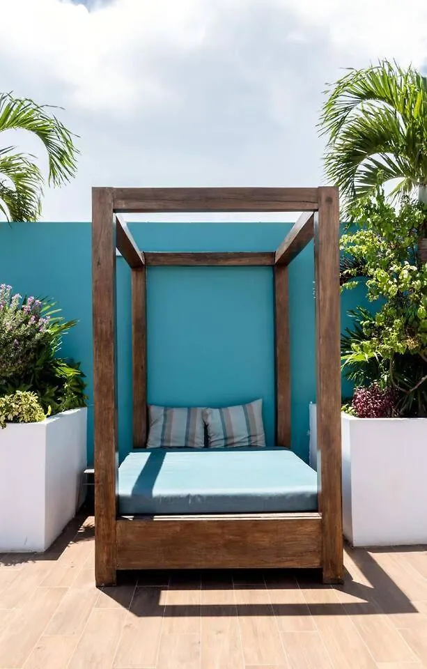 2 Blocks From 5Th Ave 3 Blocks From The Beach Playa del Carmen