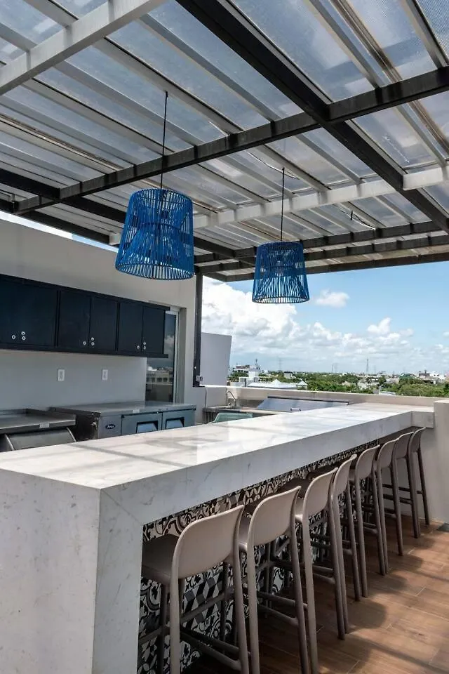 2 Blocks From 5Th Ave 3 Blocks From The Beach Playa del Carmen 0*,