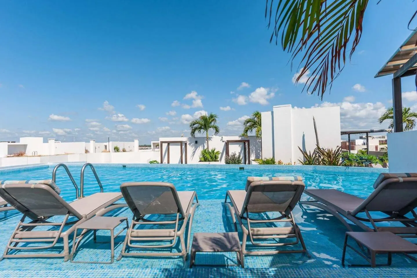 Apartment 2 Blocks From 5Th Ave 3 Blocks From The Beach Playa del Carmen
